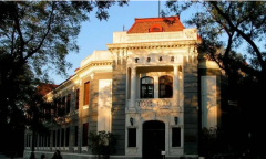 学习影视美术该怎么找培训机构？